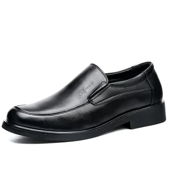 Brogue Кожаная обувь Мужская деловая формальная одежда Повседневная осень Новый костюм Британский стиль Модные туфли на платформе