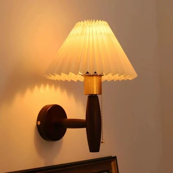 Винтажная медная прикроватная настенная лампа Индивидуальность прохода Коридор Деревянный японский плиссированный настенный светильник