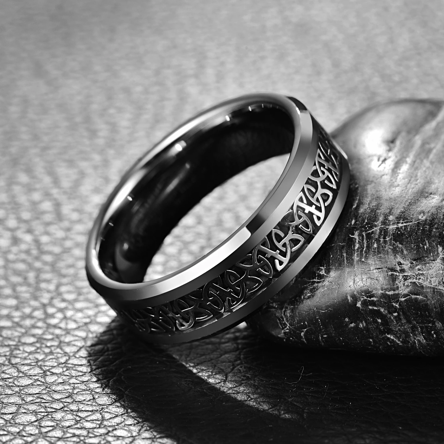 JQUEEN 8 мм Кольцо из карбида вольфрама Сталь Серебро Скошенный край Углеродное волокно Кельтский узел Обручальные кольца для мужчин Ювелирные изделия Подарок Размер США